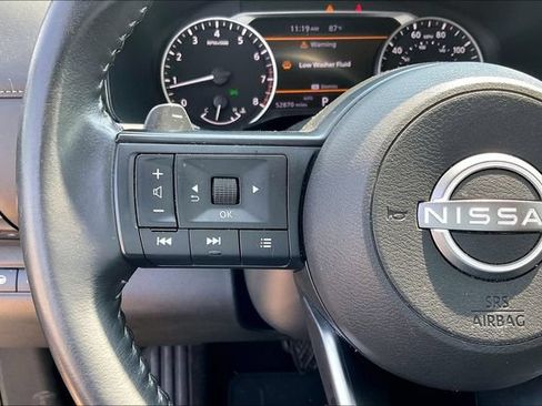 Used 2025 Nissan Pathfinder SV AWD/4WD image 11