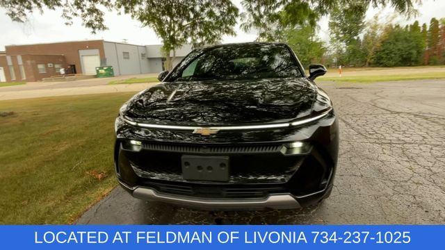 Certified 2024 Chevrolet Equinox EV LT w/ LPO, Trailering Package FWD image 3