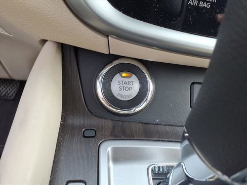 Used 2023 Nissan Murano Platinum w/ Cargo Package image 16