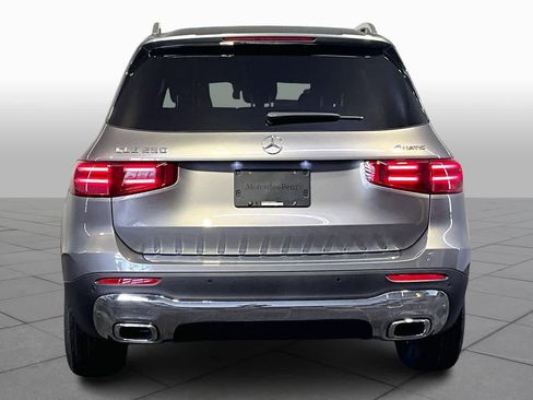 New 2026 Mercedes-Benz GLB 250 4MATIC image 4