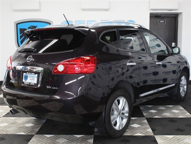 Used 2013 Nissan Rogue SV w/ Premium Pkg AWD/4WD image 4