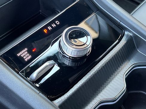 New 2025 Jeep Grand Cherokee Limited image 22