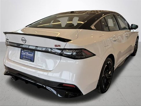 New 2026 Nissan Sentra SR w/ SR Premium Package image 7