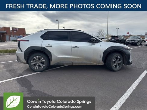 Used 2024 Toyota bZ4X XLE w/ Weather Package image 2