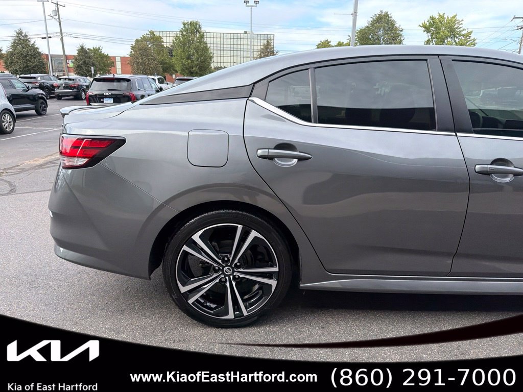 Used 2023 Nissan Sentra SR w/ Electronics Package FWD image 7