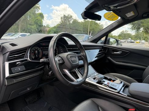 Used 2025 Audi Q7 3.0T Premium Plus AWD/4WD image 37
