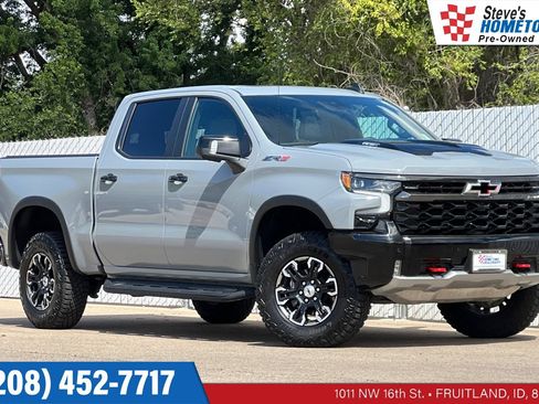 Used 2025 Chevrolet Silverado 1500 ZR2 w/ Technology Package AWD/4WD image 1
