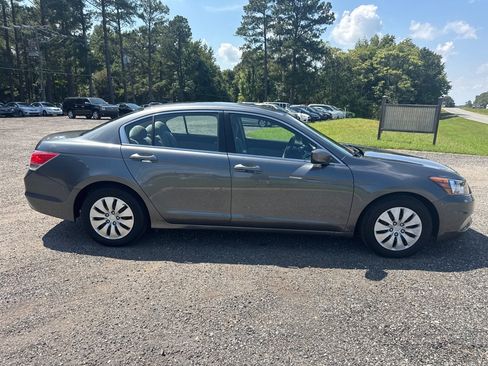 Used 2011 Honda Accord LX image 15
