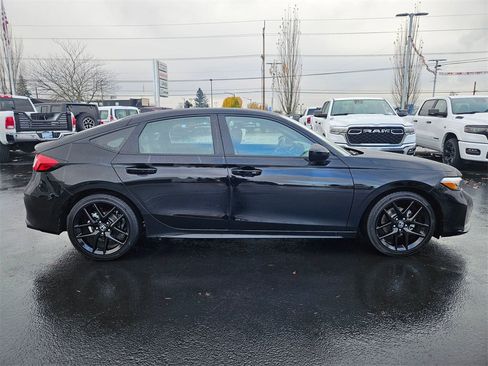 Used 2025 Honda Civic Sport image 7