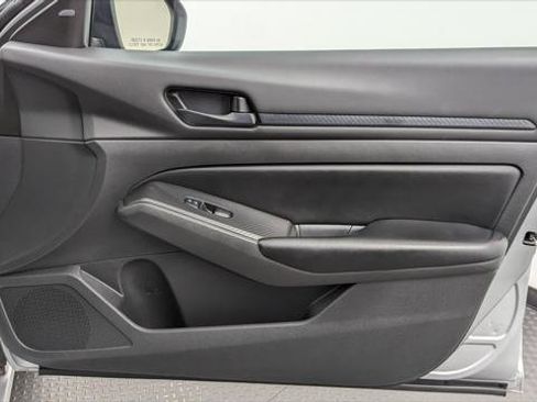 Used 2024 Nissan Altima 2.5 S image 22