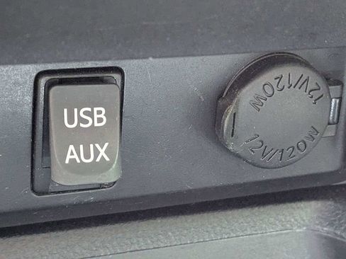 Used 2016 Toyota Tundra Limited w/ Limited Premium Package AWD/4WD image 24