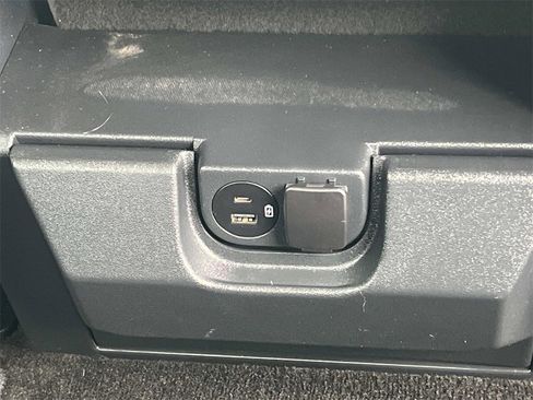 Used 2022 Ford F150 XLT w/ Equipment Group 301A Mid image 17