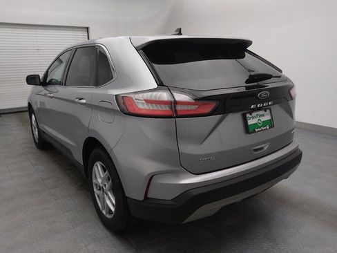 Used 2024 Ford Edge SEL image 5