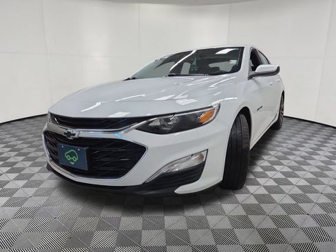 Used 2023 Chevrolet Malibu RS w/ LPO, Floor Liner Package FWD image 7