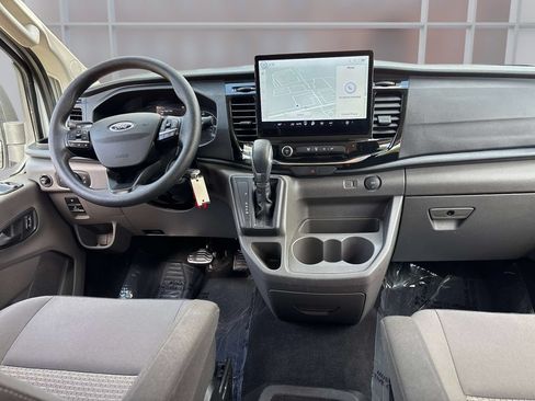 Used 2024 Ford Transit 350 XLT RWD image 17