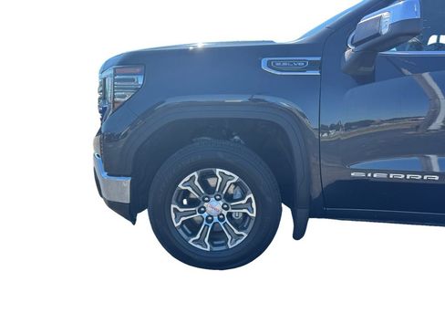 Used 2025 GMC Sierra 1500 SLT RWD image 14