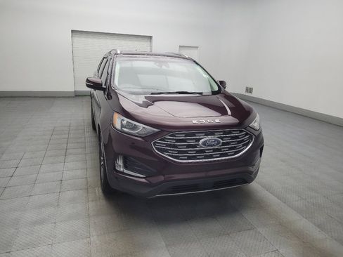 Used 2019 Ford Edge Titanium w/ Cold Weather Package FWD image 14