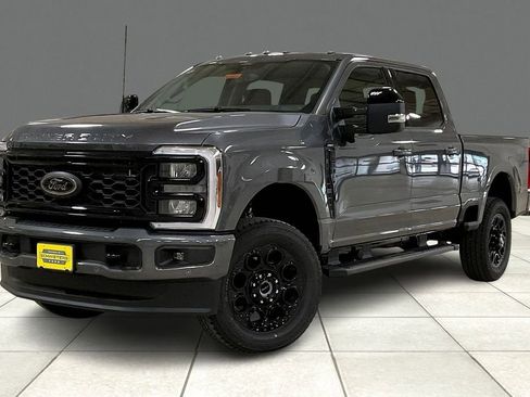 New 2026 Ford F350 4x4 Crew Cab Super Duty image 2