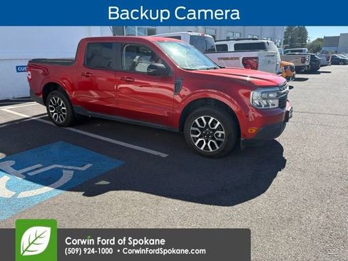 Used 2024 Ford Maverick Lariat FWD image 2