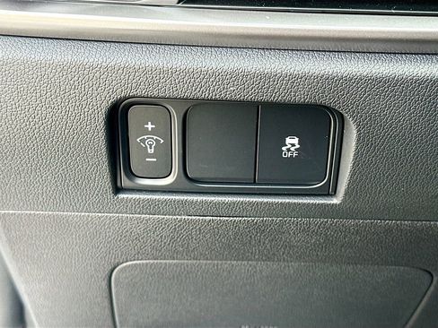Used 2026 Kia Sorento S FWD image 10