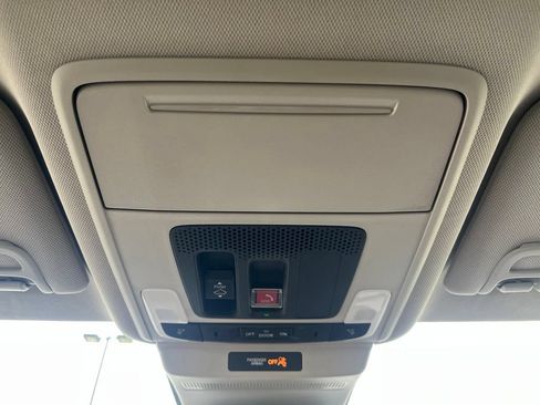 Used 2023 Honda Accord EX-L image 19
