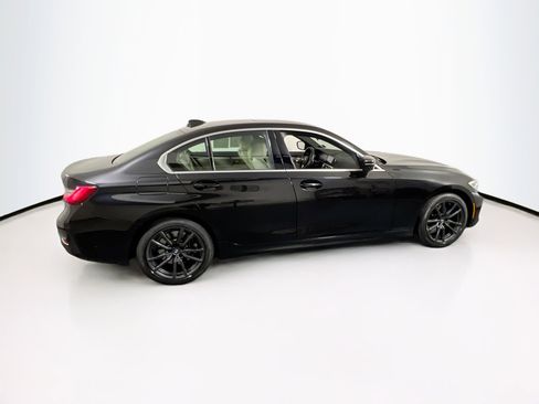 Used 2020 BMW 330i xDrive Sedan w/ Premium Package image 4