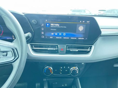 Used 2025 Chevrolet TrailBlazer LT image 18