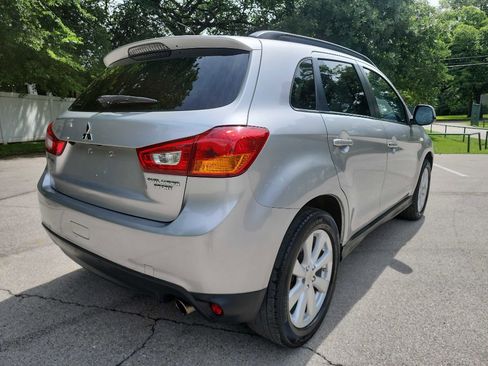 Used 2013 Mitsubishi Outlander Sport SE FWD image 9
