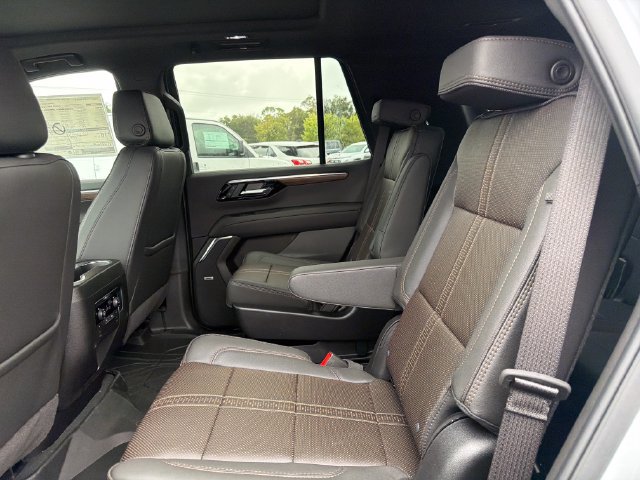 New 2026 Chevrolet Tahoe High Country AWD/4WD image 23