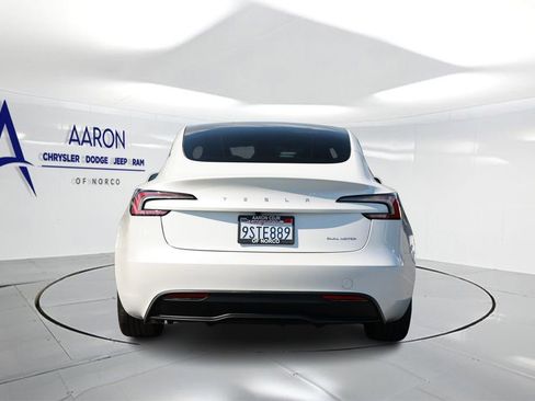 Used 2025 Tesla Model 3 Long Range AWD/4WD image 3