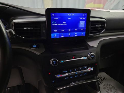 Used 2020 Ford Explorer XLT w/ Equipment Group 202A image 15