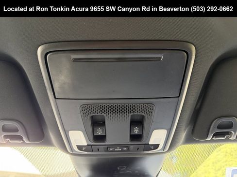 Used 2025 Honda Pilot Black Edition image 29