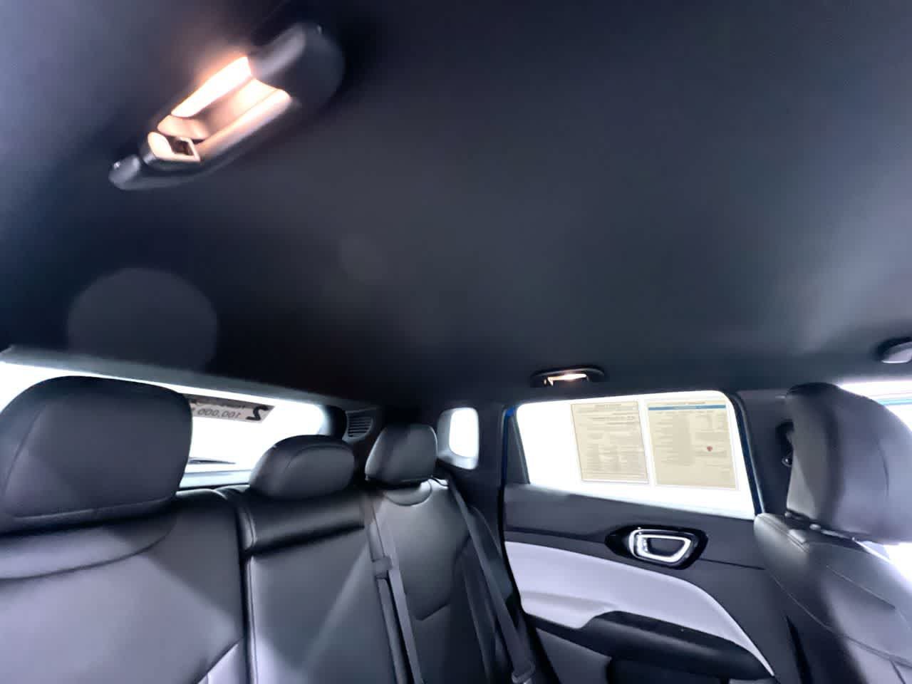 Used 2023 Jeep Compass Limited AWD/4WD image 40