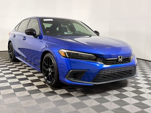 Used 2023 Honda Civic Sport image 18