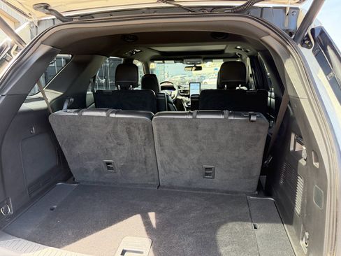 Used 2020 Ford Explorer ST w/ ST Street Pack AWD/4WD image 9