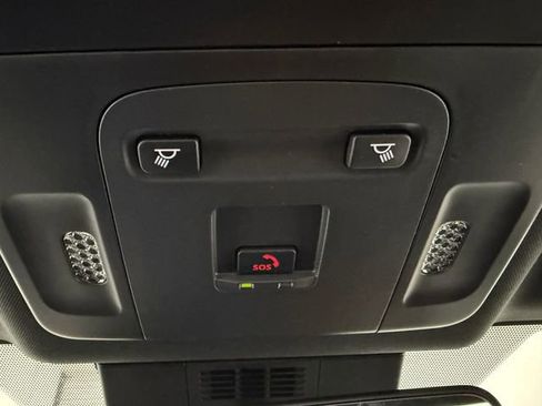 New 2026 Toyota Camry Hybrid w/ Multimedia Upgrade Package FWD image 23
