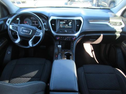 Used 2019 GMC Acadia SLE image 12