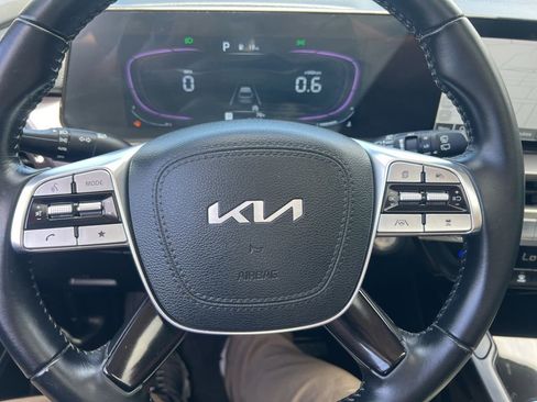 Used 2025 Kia Telluride S AWD/4WD image 63