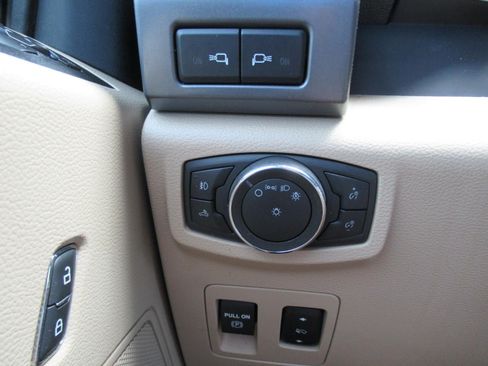 Used 2020 Ford F150 XLT w/ Equipment Group 302A Luxury RWD image 21