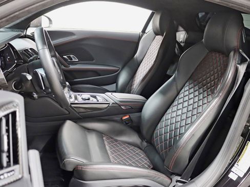 Used 2020 Audi R8 V10 performance image 31