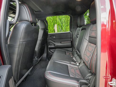 Used 2025 Nissan Frontier PRO-4X w/ Pro Premium Package image 31