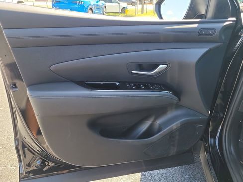 Used 2025 Hyundai Santa Cruz Limited AWD/4WD image 13