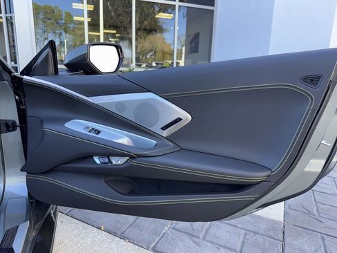 Used 2022 Chevrolet Corvette Stingray Premium Conv image 65