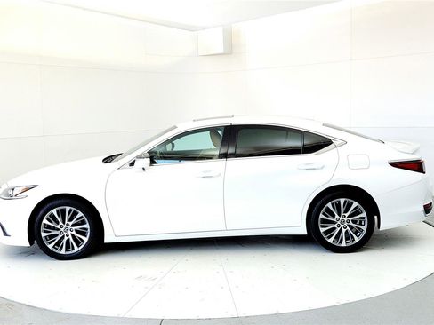Used 2021 Lexus ES 250 w/ Premium Package AWD/4WD image 5