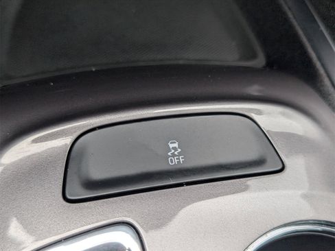 Used 2023 Chevrolet Malibu LT image 32