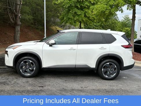 Used 2024 Nissan Rogue SV AWD/4WD image 5