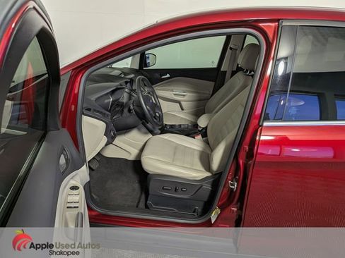 Used 2017 Ford C-MAX Titanium w/ Equipment Group 301A FWD image 10