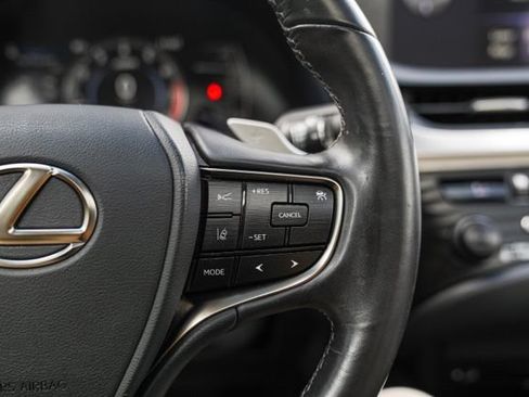 Used 2020 Lexus ES 350 w/ Accessory Package 2 FWD image 29