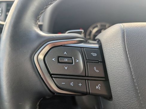 Used 2024 Lexus LX 600 4WD w/ Luxury Package image 18