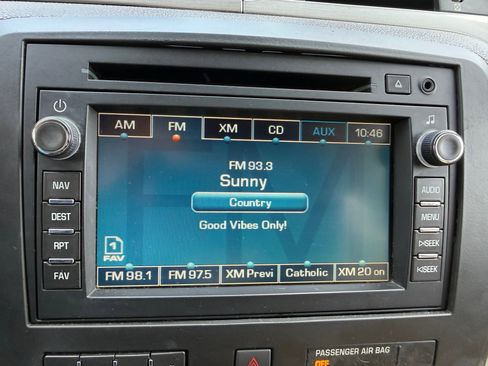 Used 2009 Buick Enclave CXL w/ Entertainment Package #3 image 15